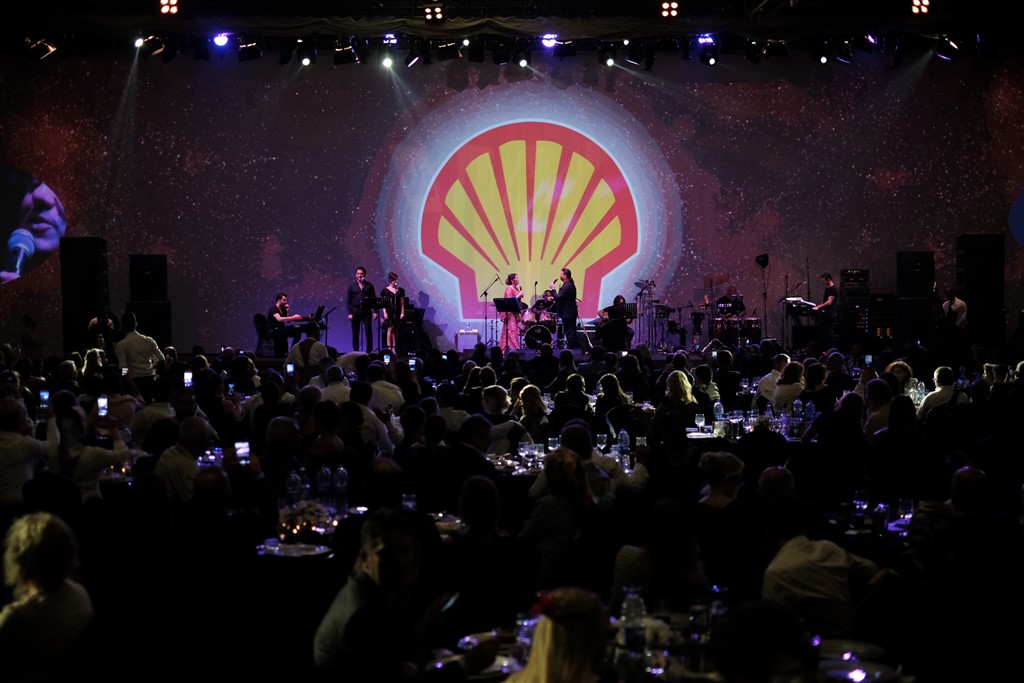 Figür | Shell İş Ortakları Zirvesi